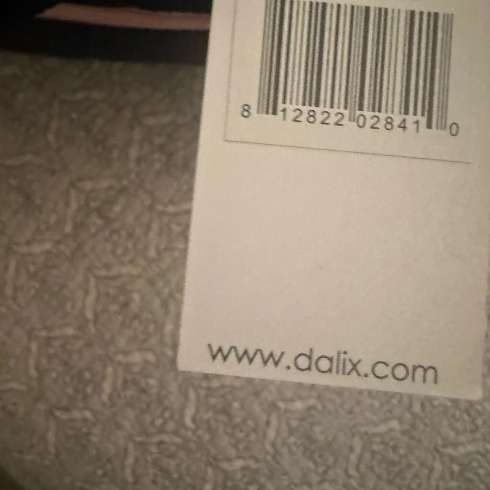 Chic Pink and Black Women's Gym/Sports/Travel Bag New - Picture 6 of 7